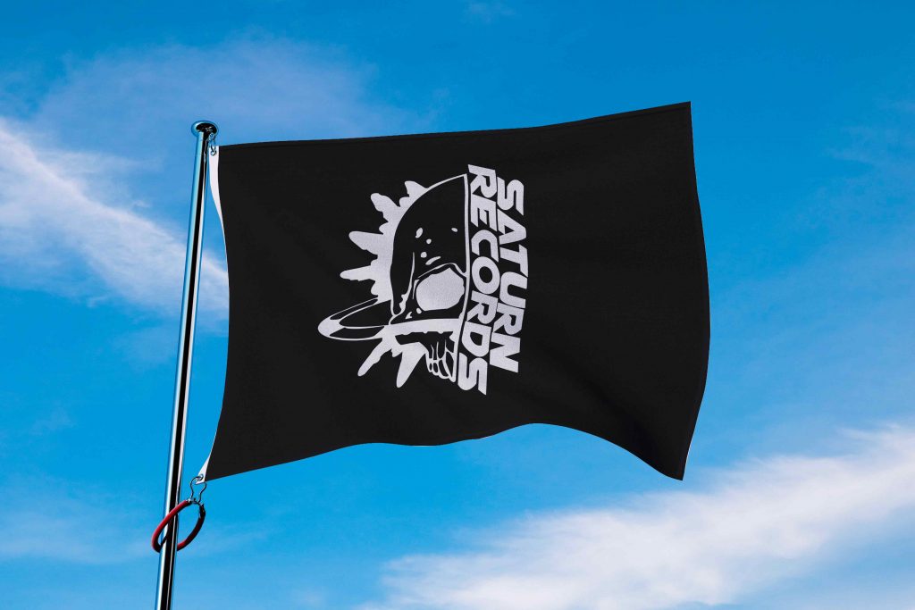 Drapeau avec le logo de Saturn Records